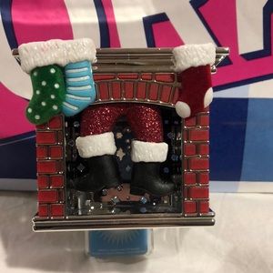Bath and Body Works Fireplace Wallflower Plug In